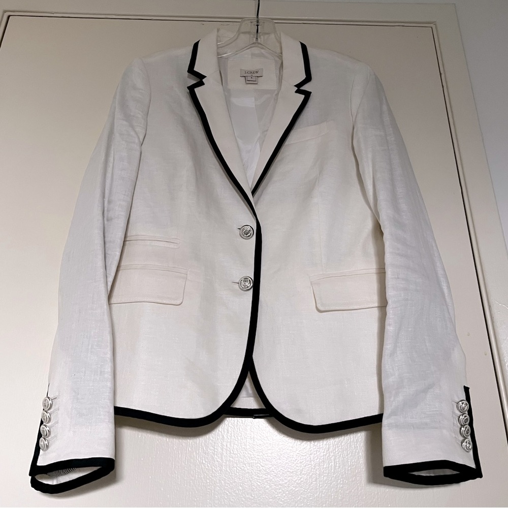 Linen Off White Blazer with Black Trim